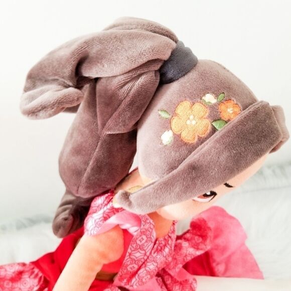 Disney Store plush Elena of Avalor - Picture 4 of 6